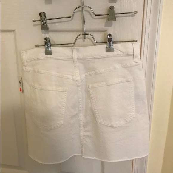 GAP White Jean Skirt - Picture 2 of 4